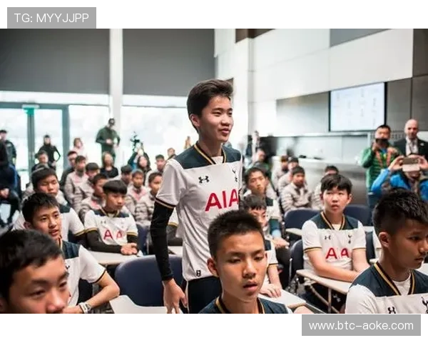 中英青少年足球合作项目启动，伯恩利俱乐部参与推动